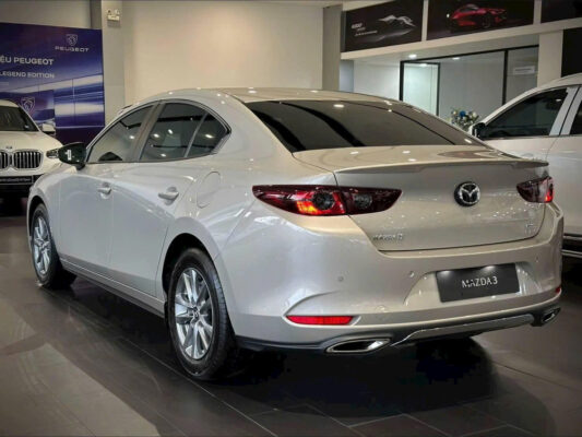 mazda 3 anh thuc te 2