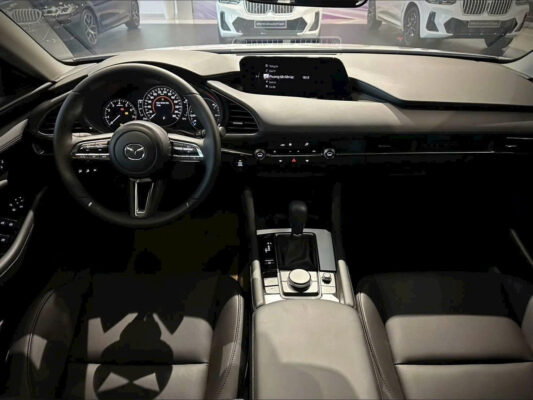 mazda 3 anh thuc te 6